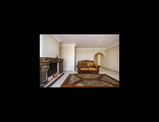 4 BEDROOM HOUSE FOR SALE IN DAWN PARK